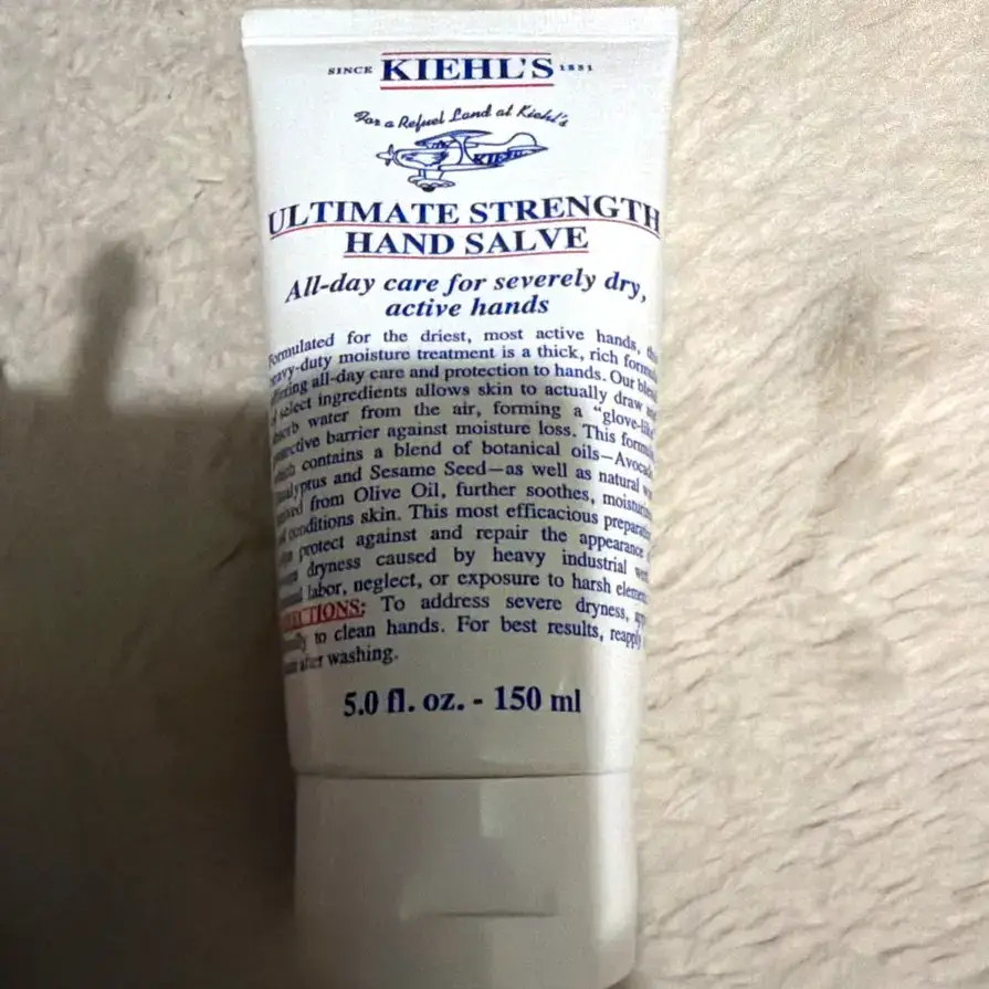 ULTIMATE STRENGTH HAND SALVE All-day care for severely dry, active hands