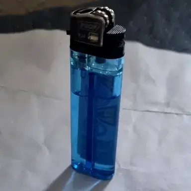 PROF Lot de 50 Briquets Multicolore