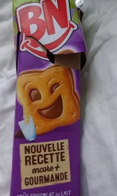 Biscuits fourrés goût chocolat au lait