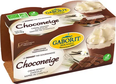 Choconeige (Crème dessert chocolat surmontée de crème chantilly)