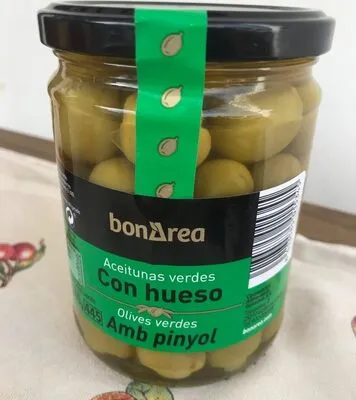 Aceitunas verdes con hueso