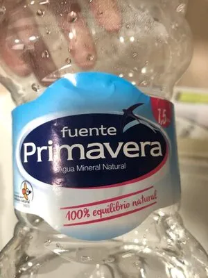 Agua mineral natural Fuente Primavera