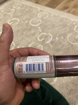 Vaseline Gluta Glow Ultra & Bright Roll-On Deodorant Serum