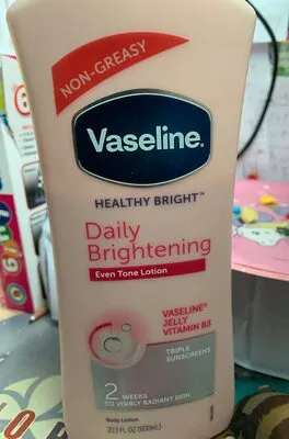 Vaseline Healthy Bright Daily Brightening Body Lotion (600ml)
