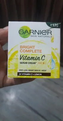 Garnier Bright Complete Vitamin C Serum Cream UV