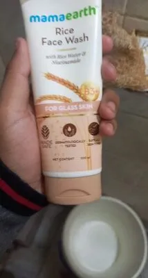 Mamaearth Rice Face Wash With Rice Water & Niacinamide for Glass Skin
